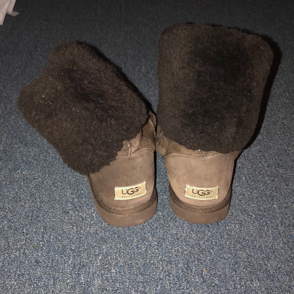 Tall chocolate uggs
